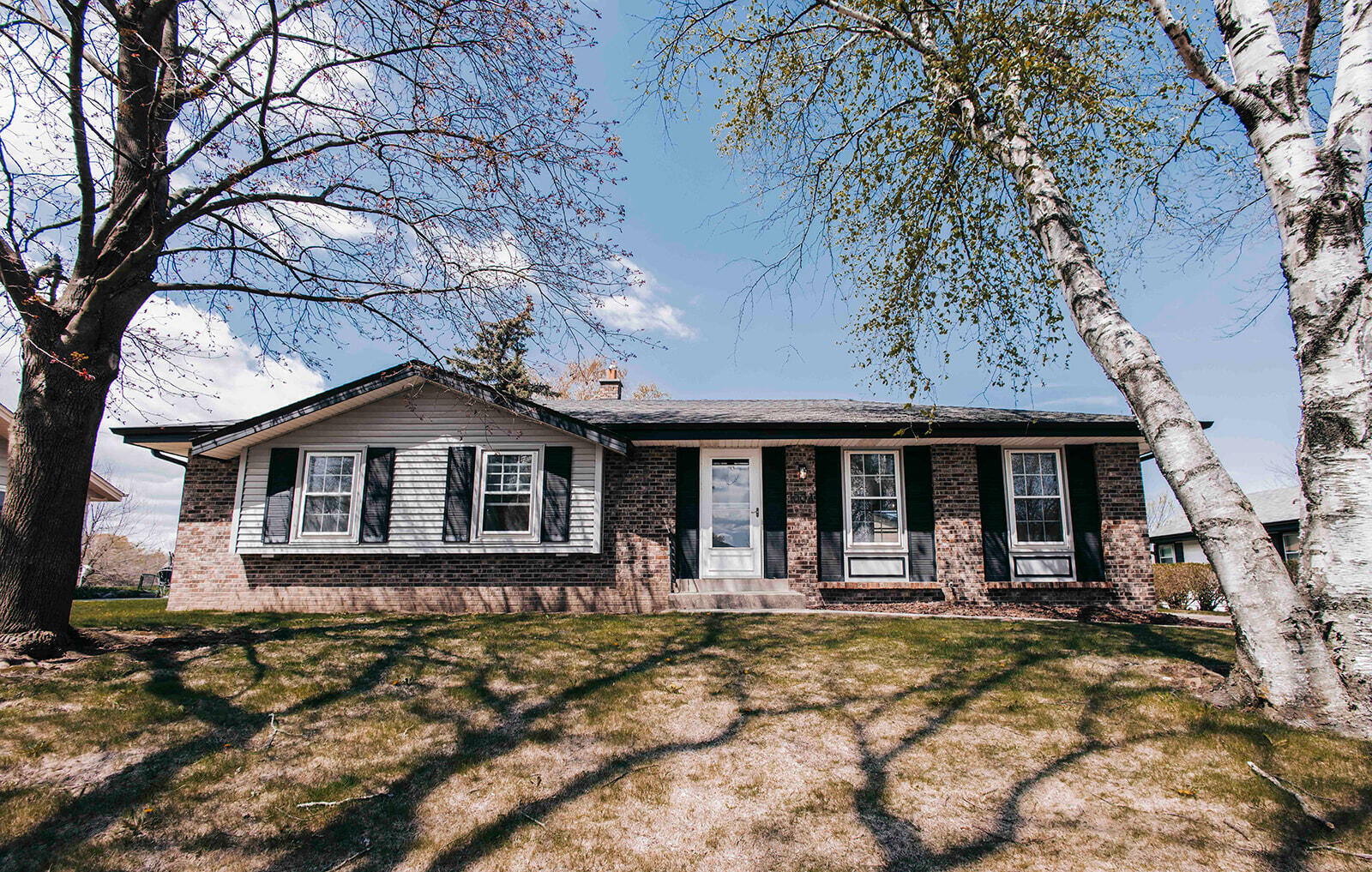 1004 E Minnesota Ave  Oak Creek WI 53154 photo