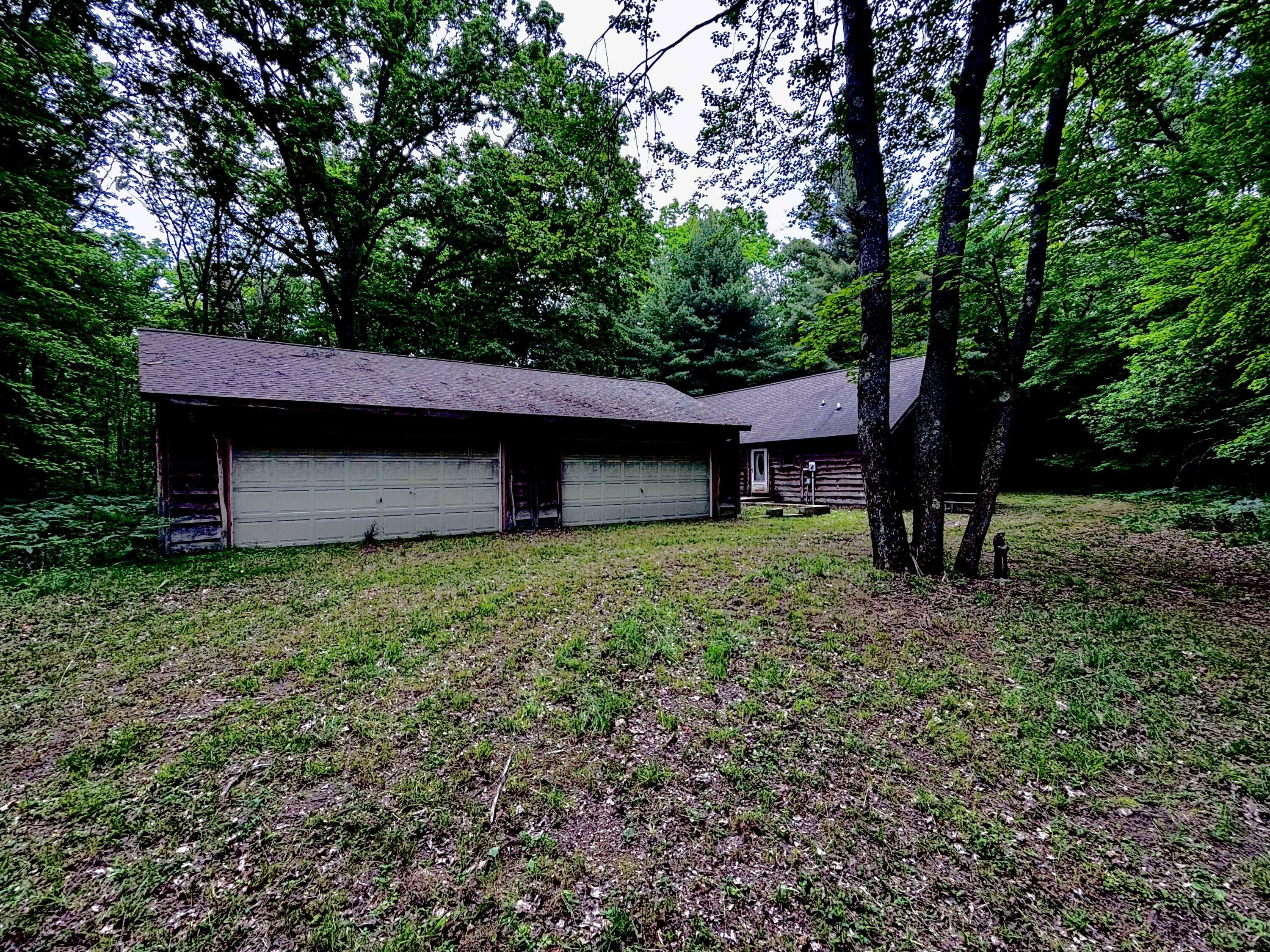 Property Photo: 1698 W Carnahan Drive MI 49304