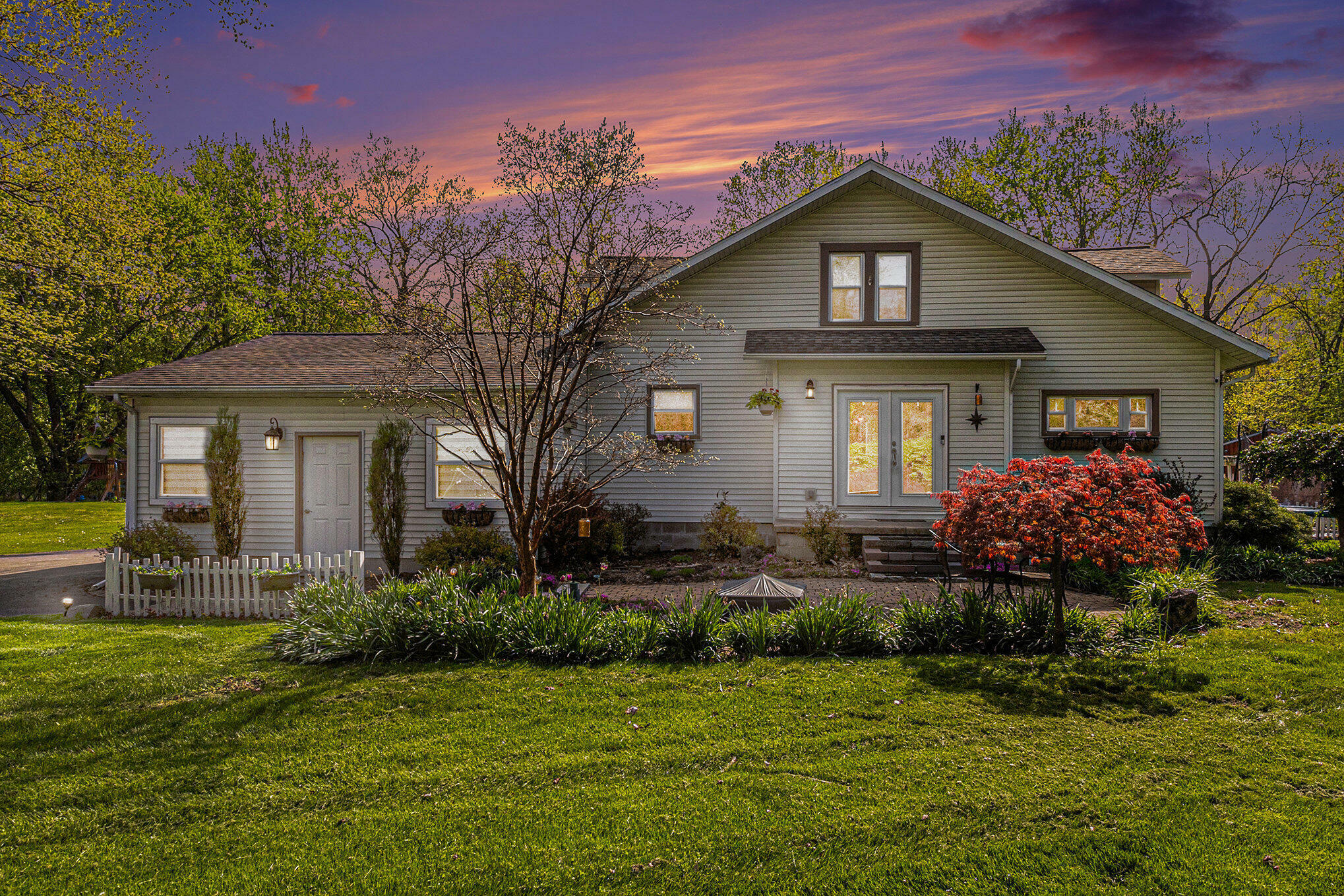 Property Photo: 22128 Bell Road MI 48164