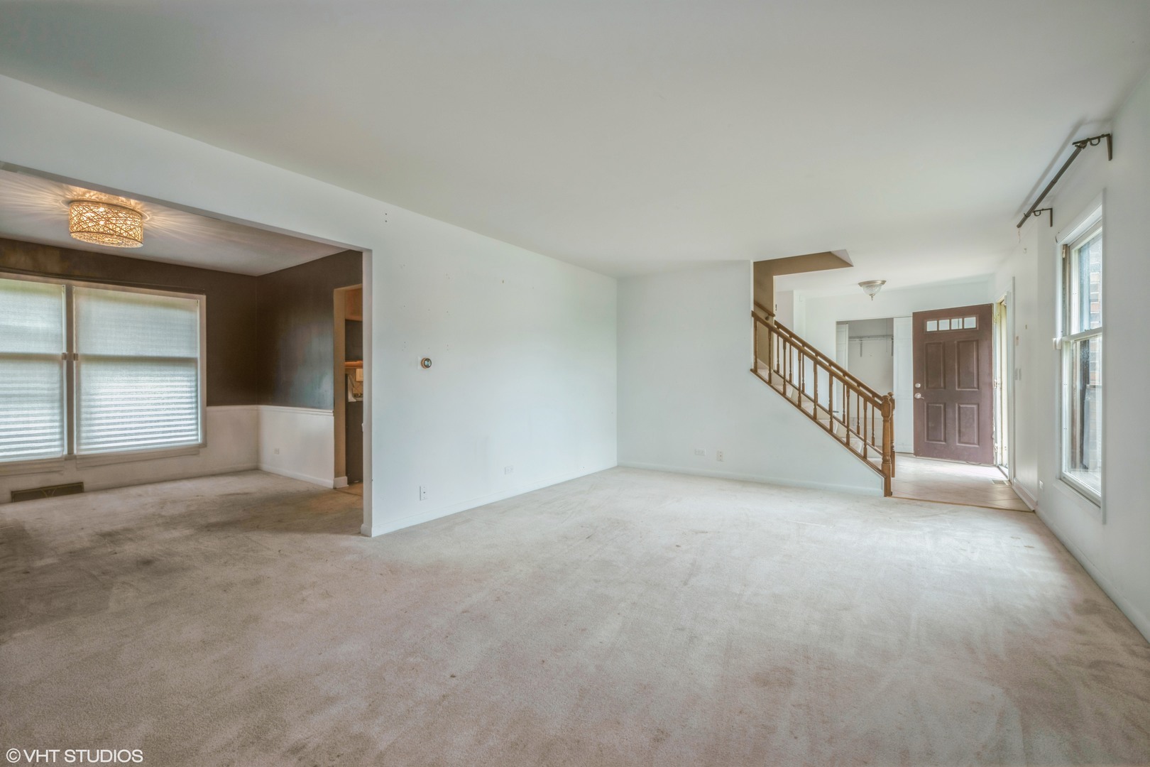Property Photo: 714 New Mexico Trail IL 60007
