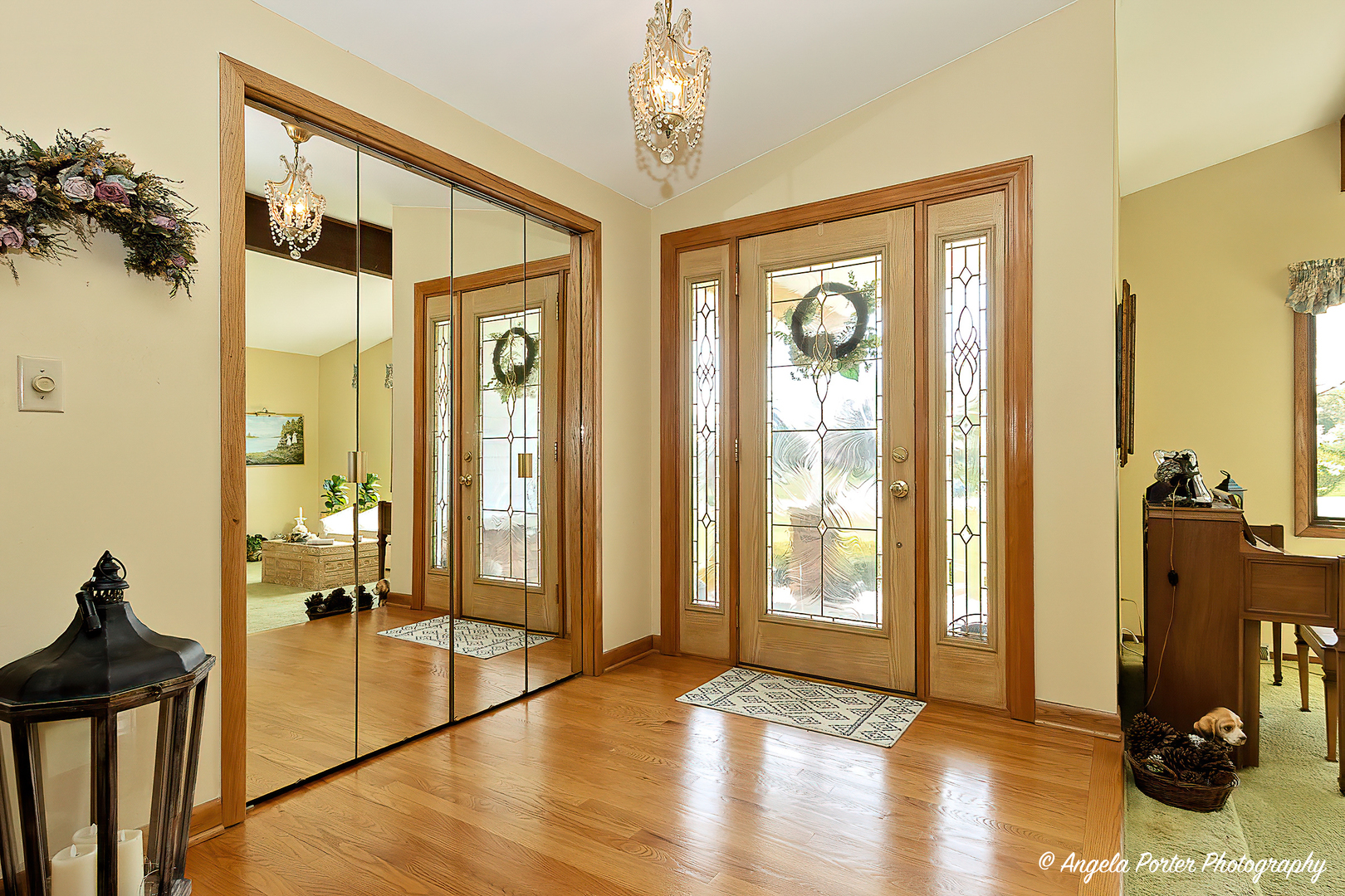 Property Photo: 1408 Appaloosa Trail IL 60050