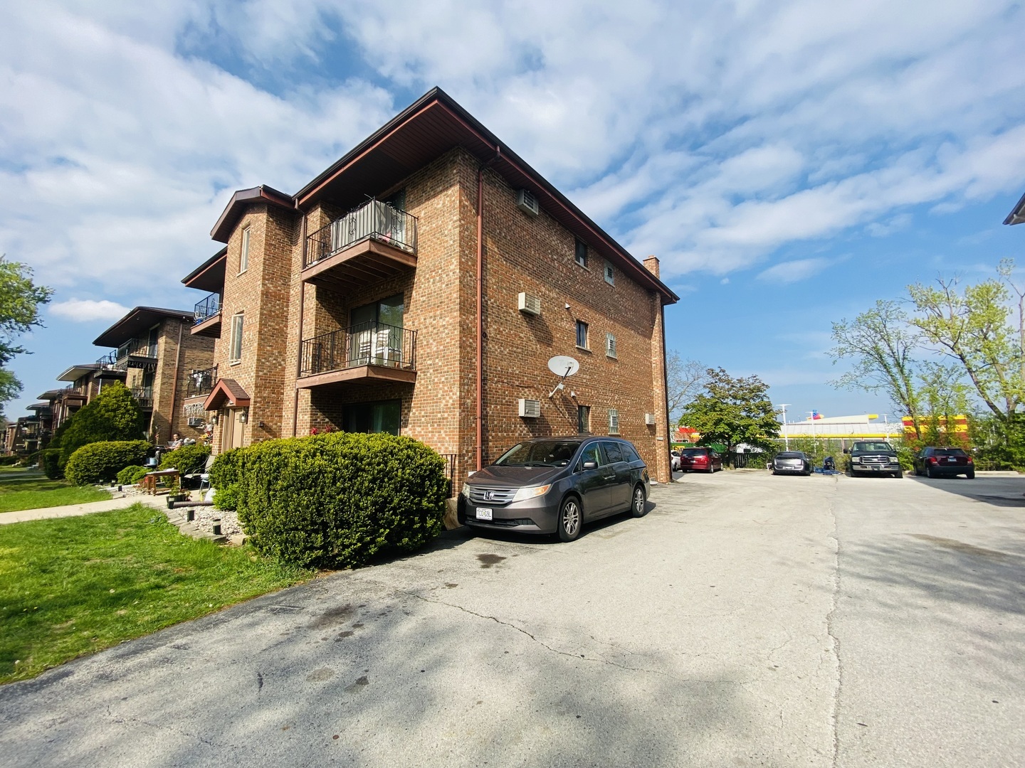 Property Photo:  14643 Lamon Avenue 2A  IL 60445 
