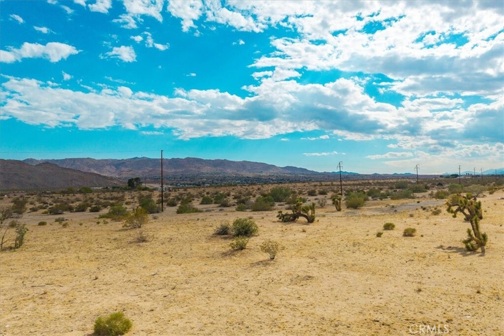 Property Photo: 5858 Neptune Road CA 92252
