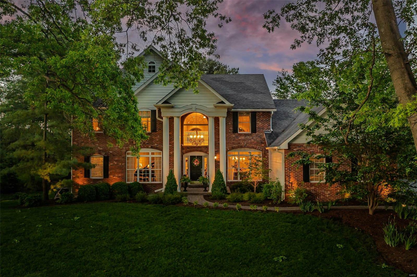 854 Revere Drive  St Louis MO 63141 photo