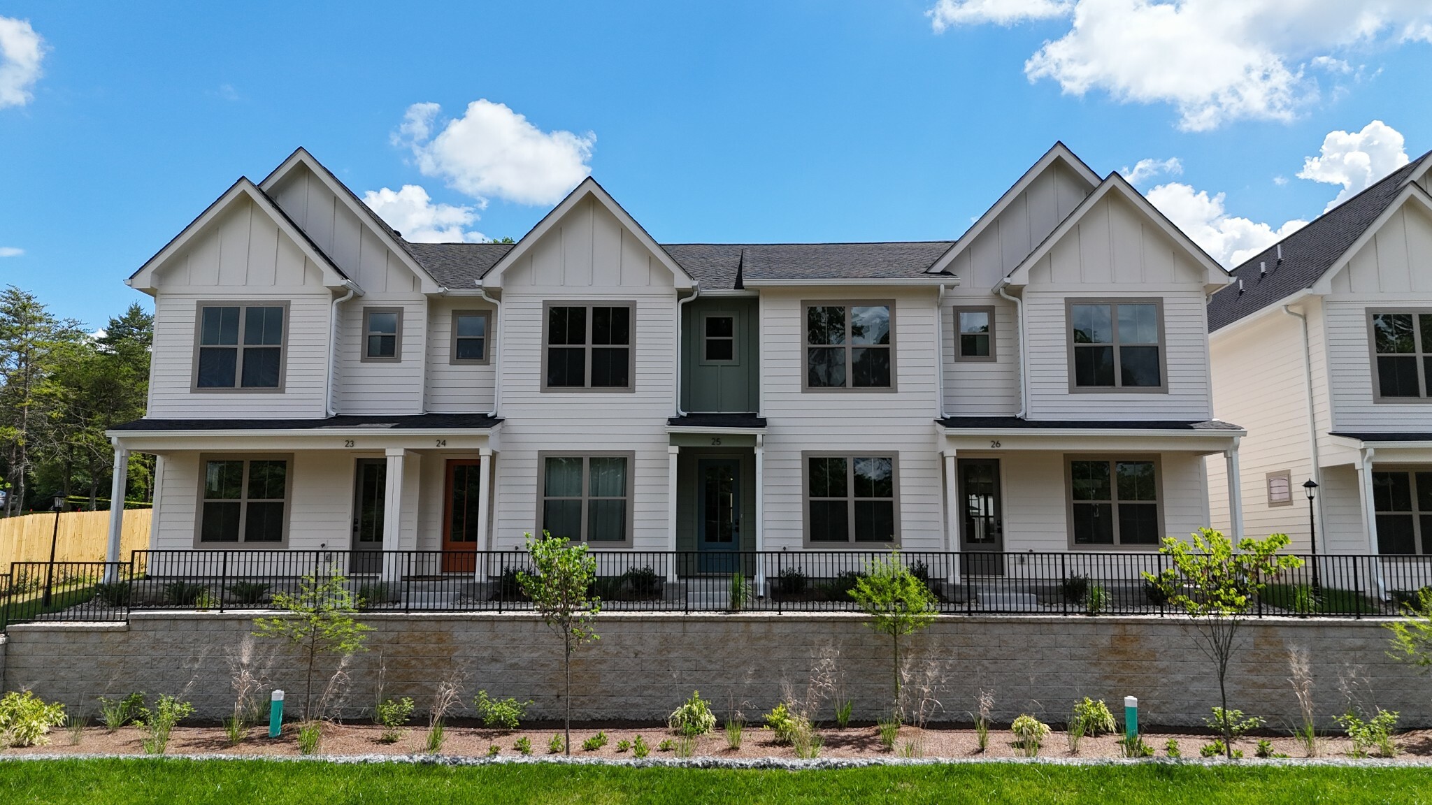 Property Photo: 145 Whitsett Rd 23 TN 37210