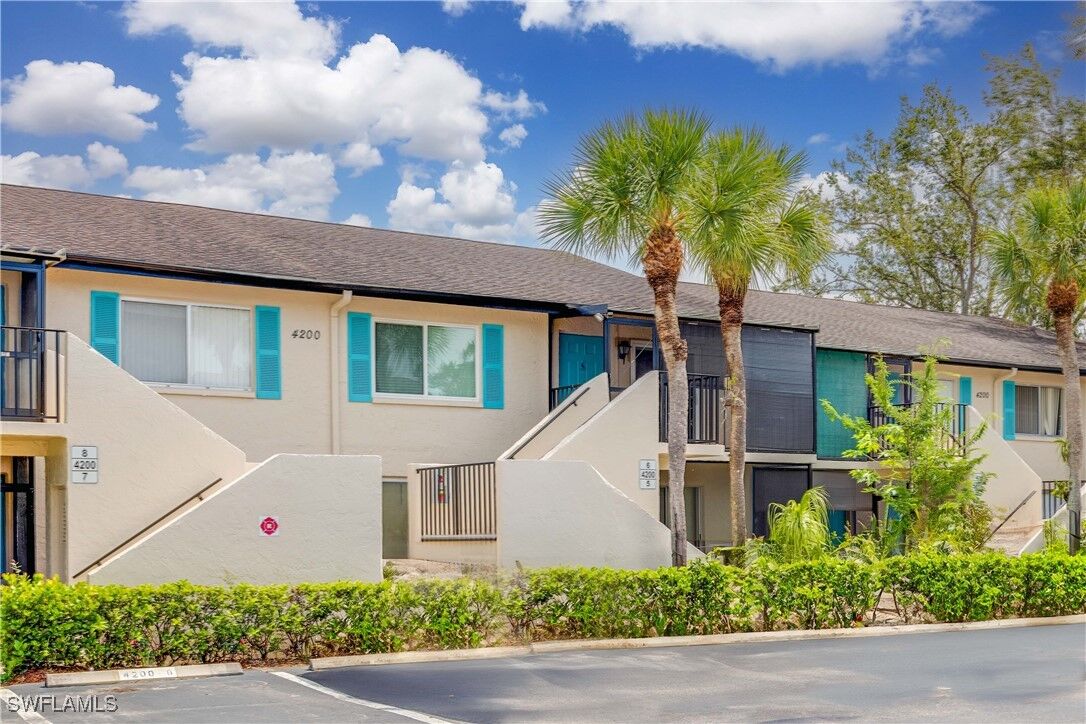 Property Photo: 4200 Looking Glass Lane 4206 FL 34112