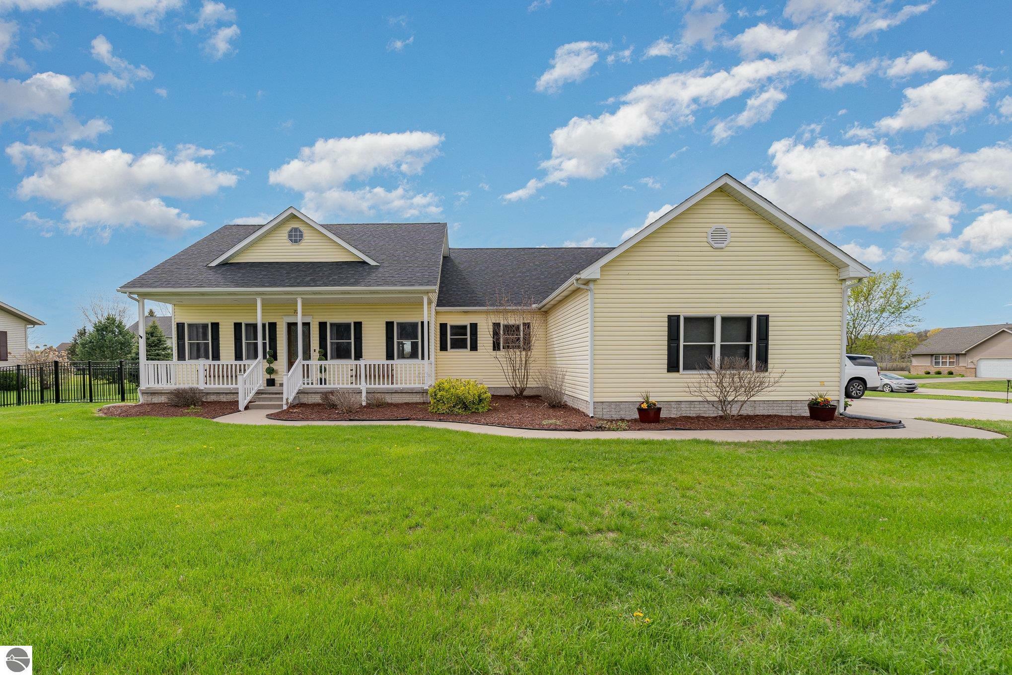 Property Photo: 726 Doe Trail MI 48858