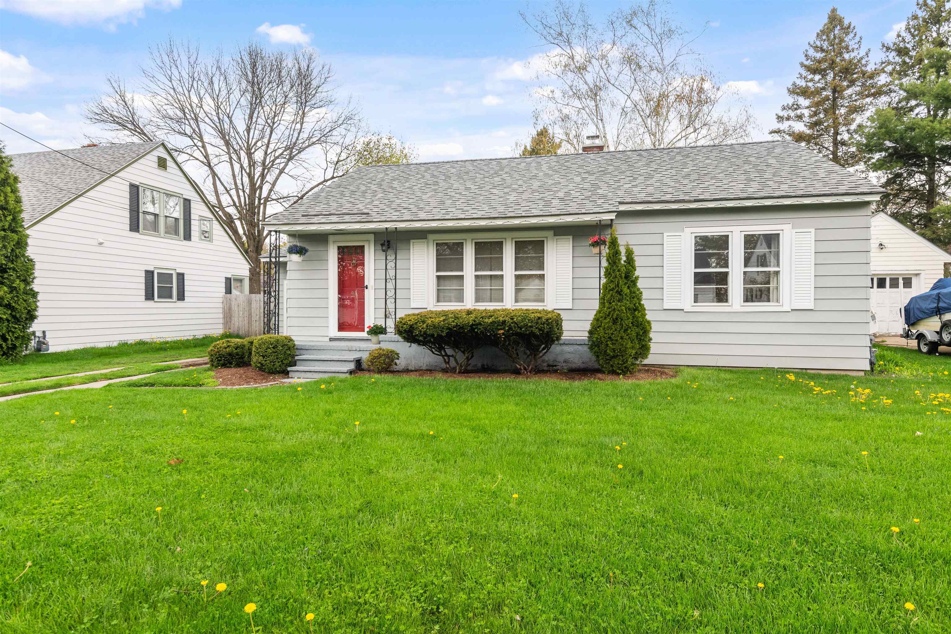 Property Photo: 94 Saratoga Avenue VT 05408
