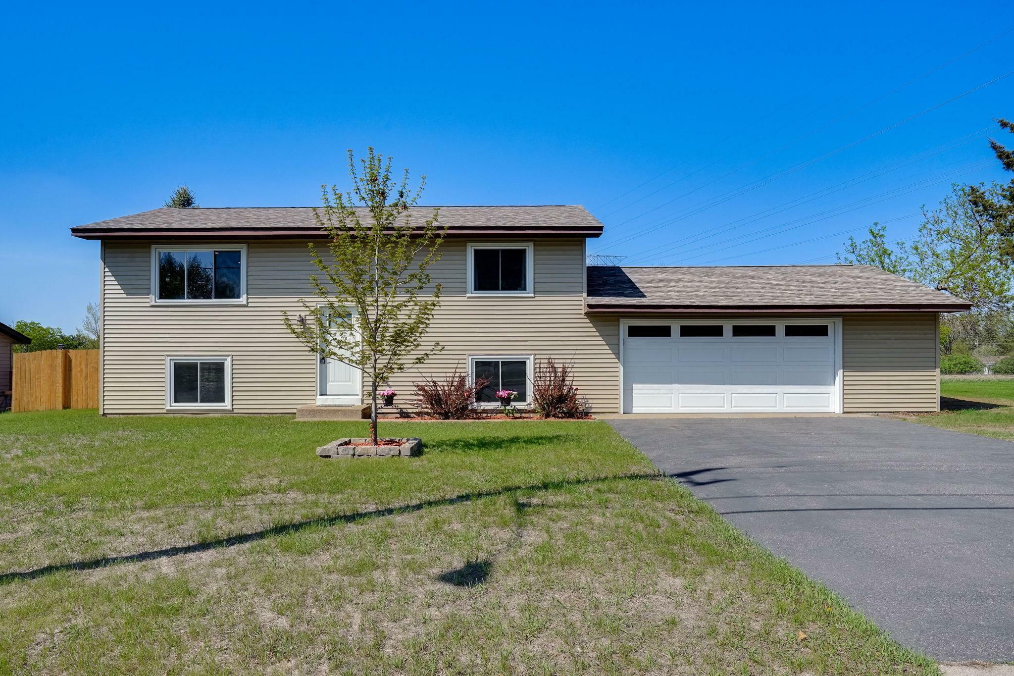 Property Photo: 215 Prairie Road MN 55362