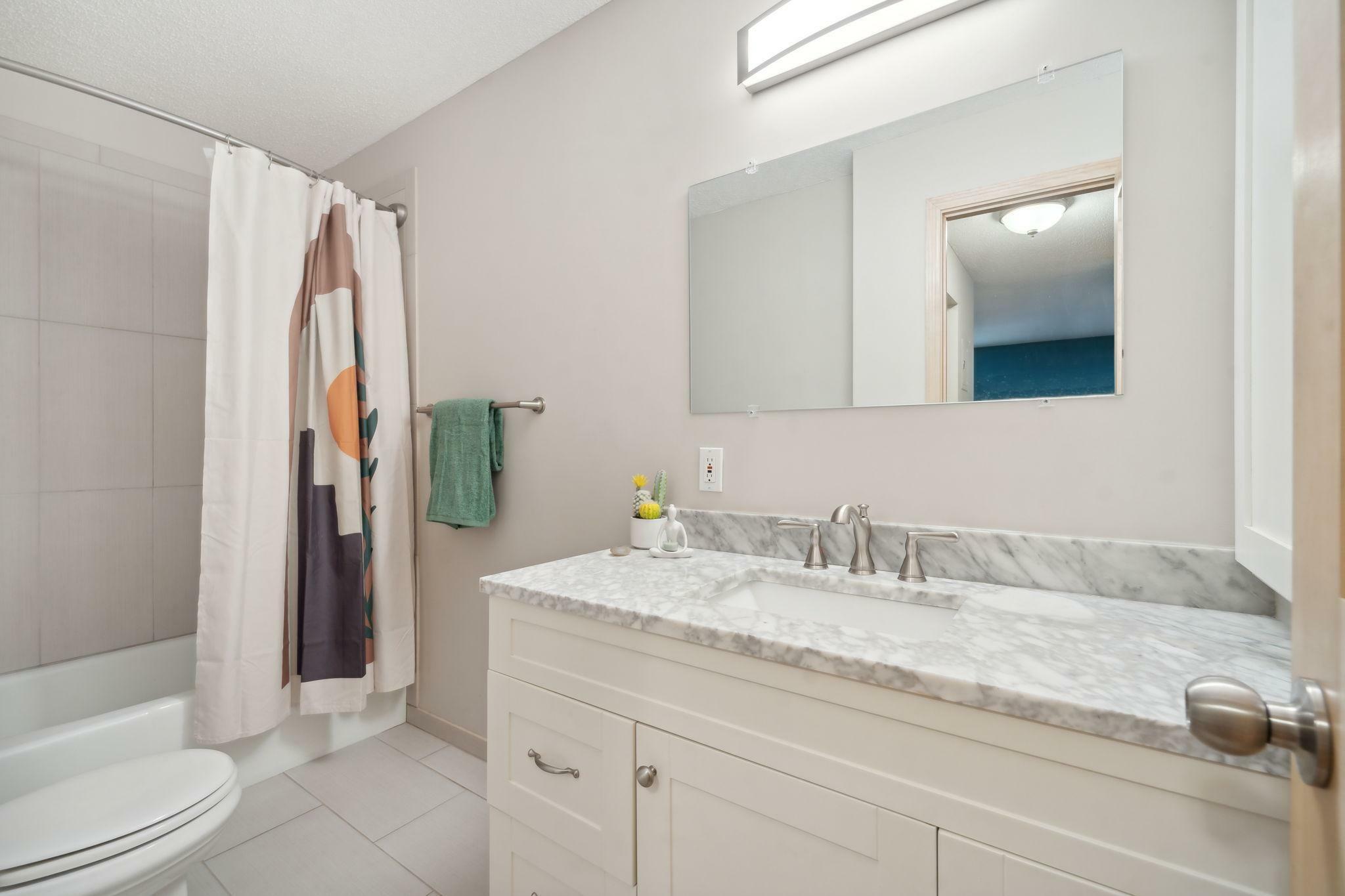 Property Photo: 4820 Park Commons Drive 135 MN 55416