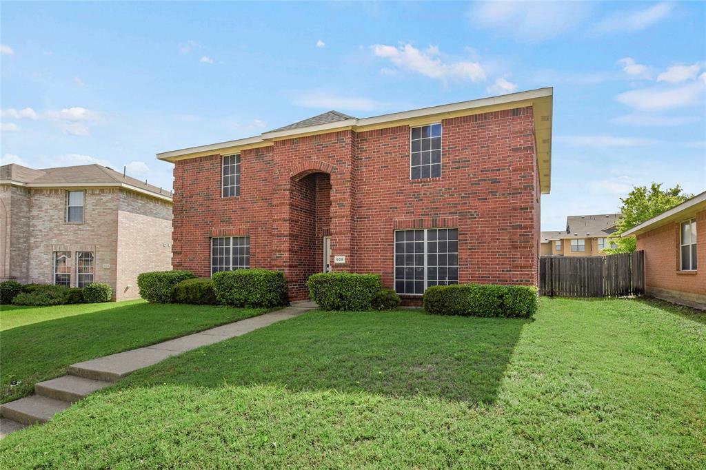 Property Photo: 608 Canyon Place TX 75115