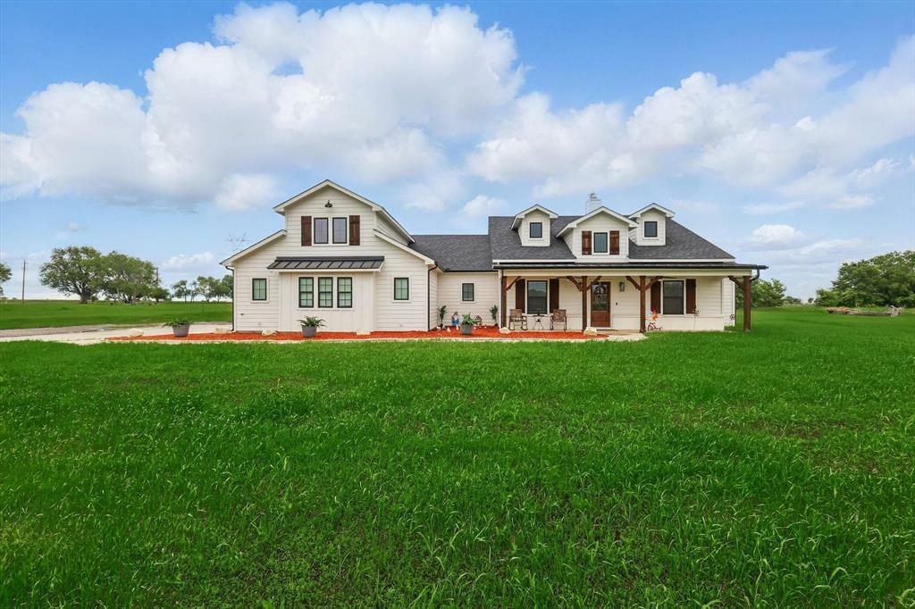 Property Photo: 3728 George Owens Road TX 76259