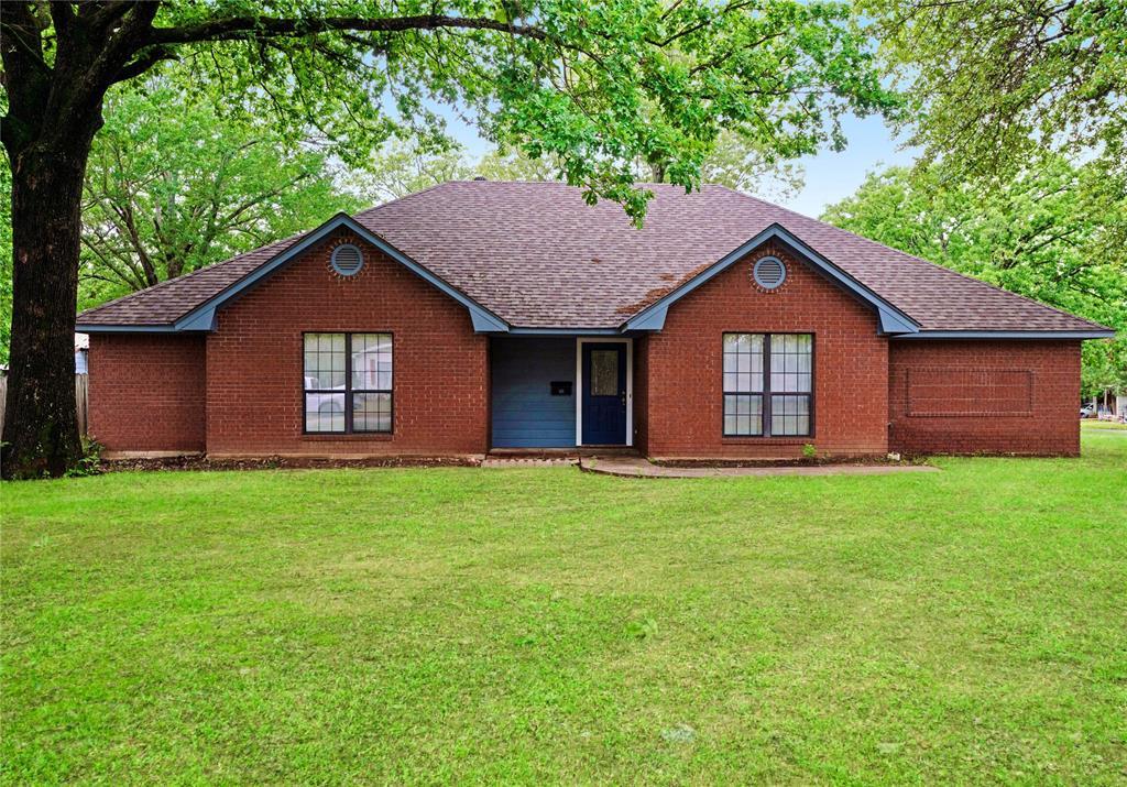 Property Photo: 250 29th Street SW TX 75460