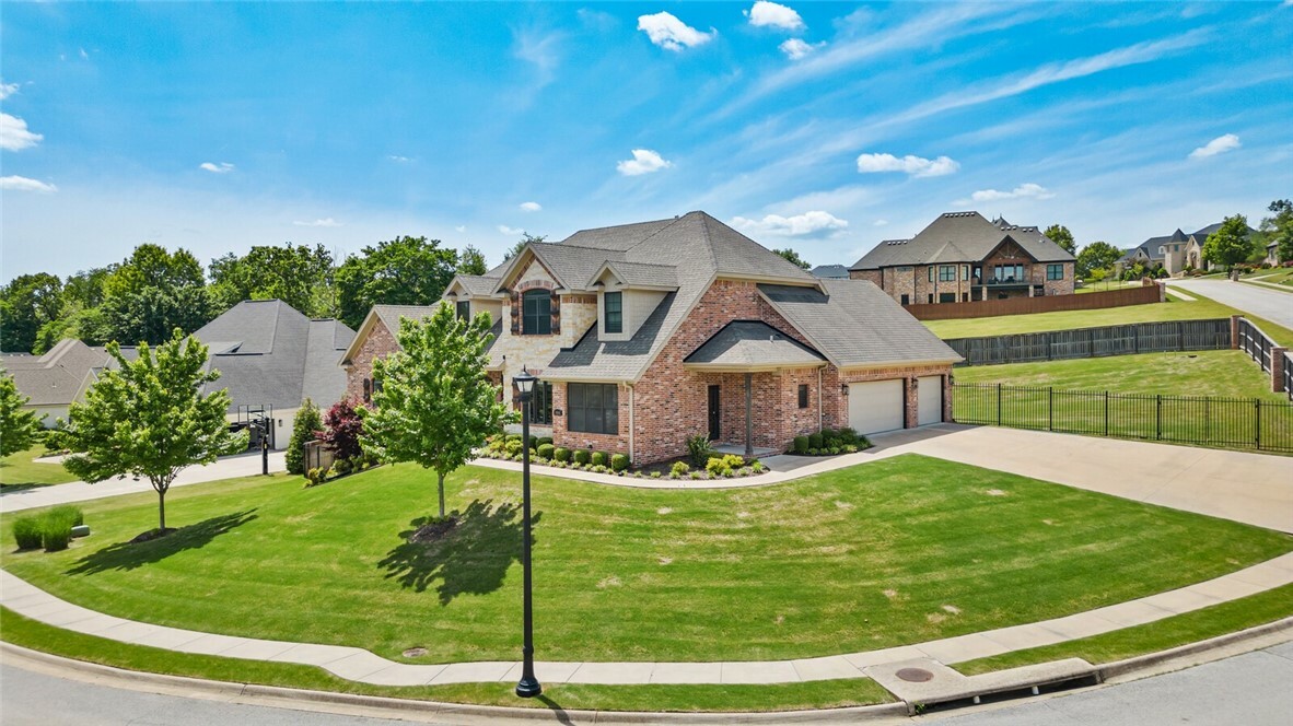 Property Photo: 4061 Legacy Drive AR 72762