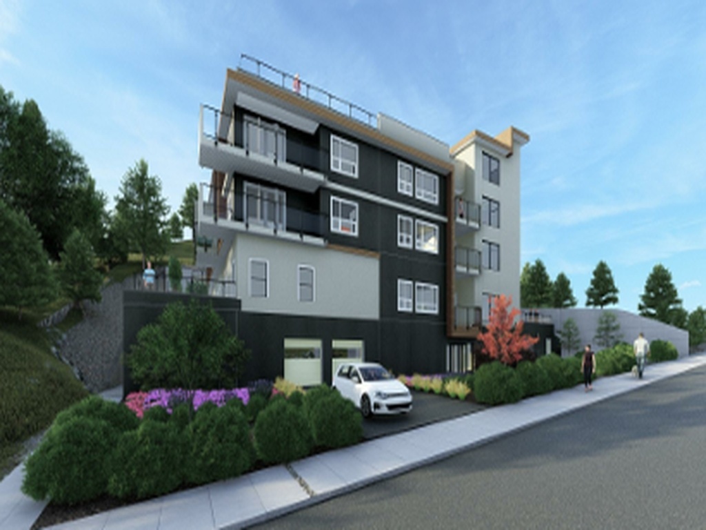Property Photo: 1351 10 Avenue NE BC V1E 4N1