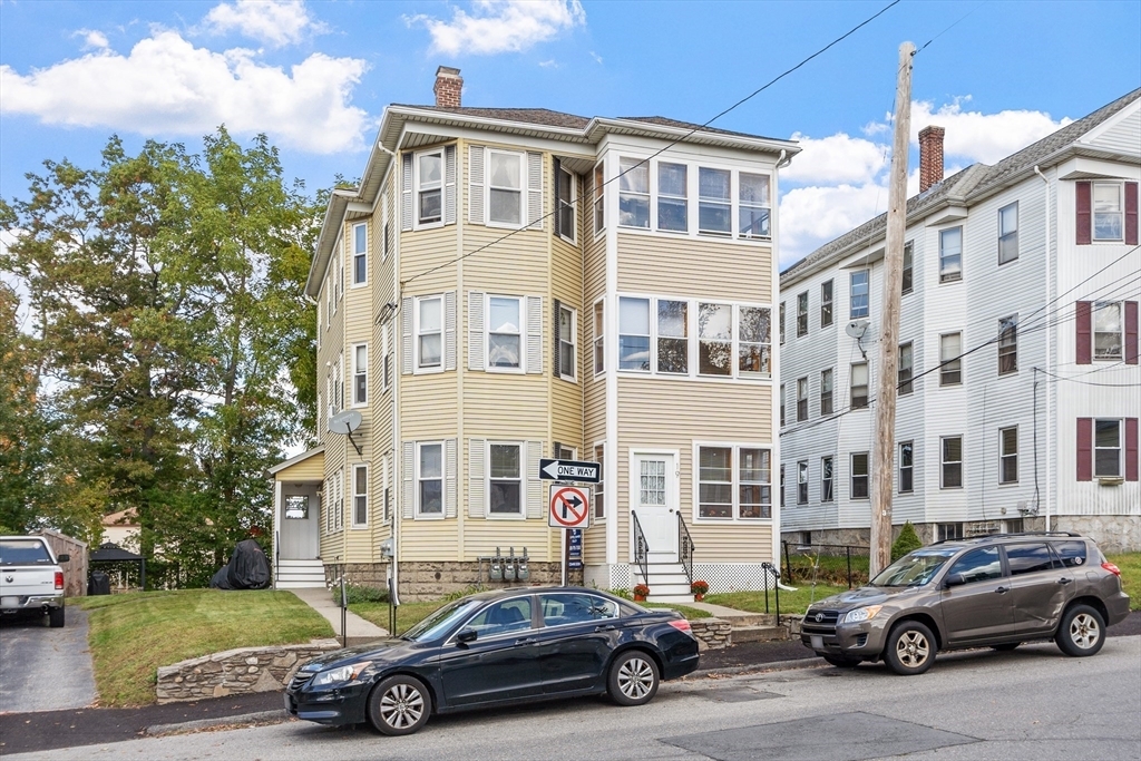 Property Photo: 19 King Philip Rd MA 01606