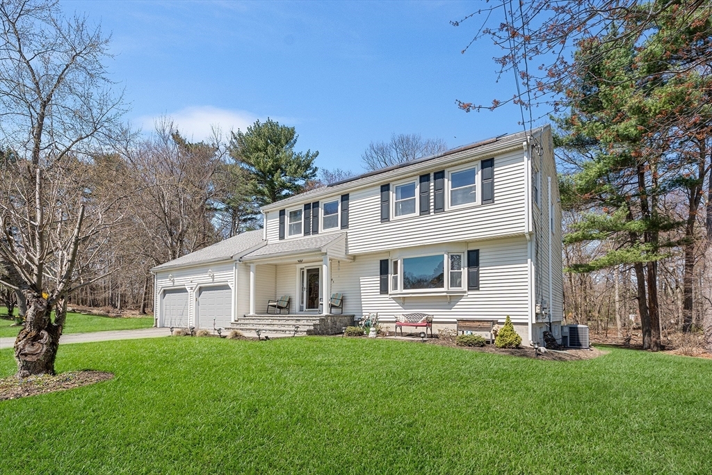 95 Evergreen Rd  Tewksbury MA 01876 photo