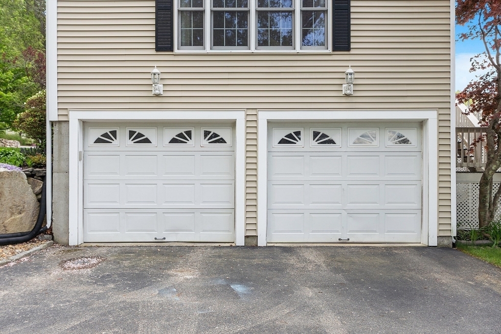 Property Photo: 33 Oak St MA 01519