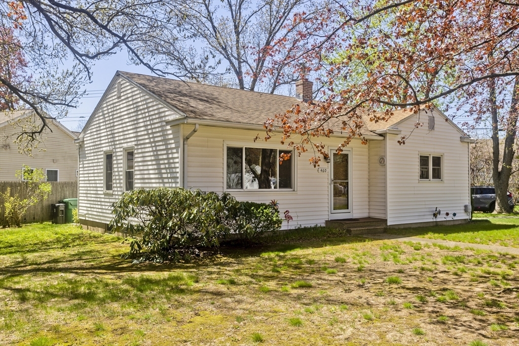 Property Photo: 460 James St MA 01020