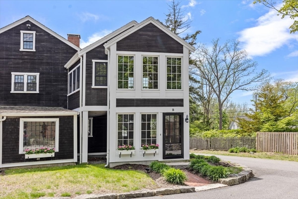 Property Photo: 271 North St B MA 02043