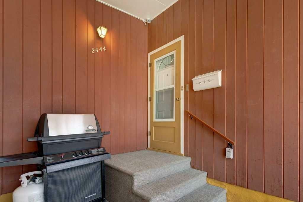 Property Photo: 2344 54 Avenue SW AB T3E 1M1