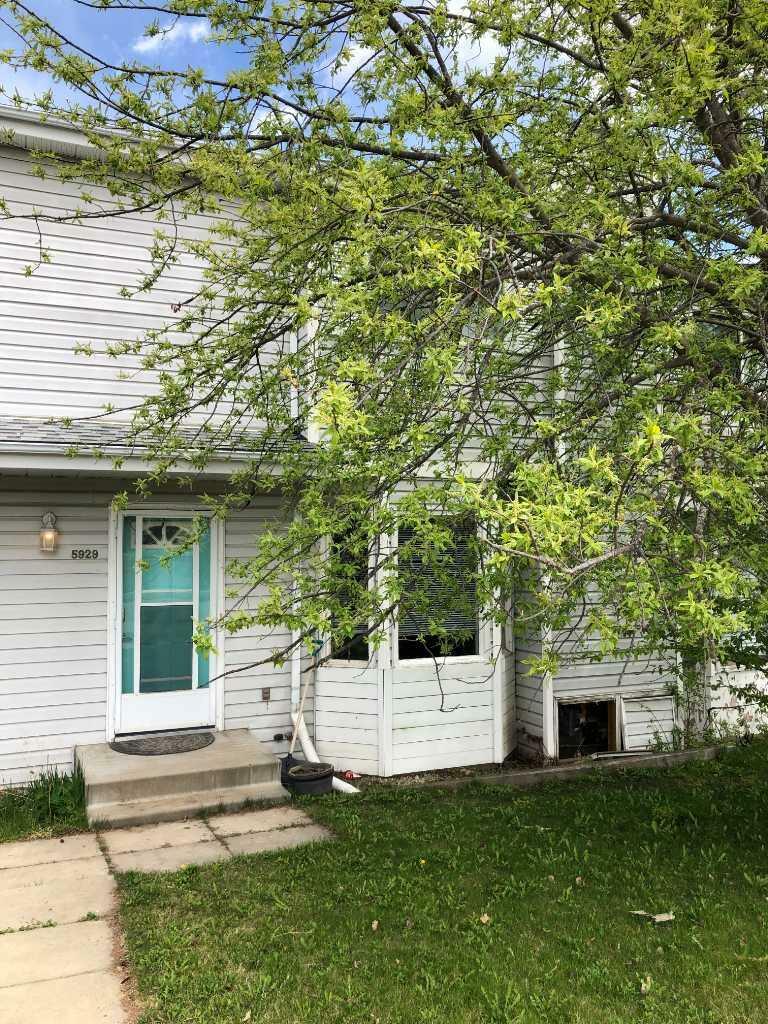 5929 54 Street  Rocky Mountain House AB T4T 1L9 photo
