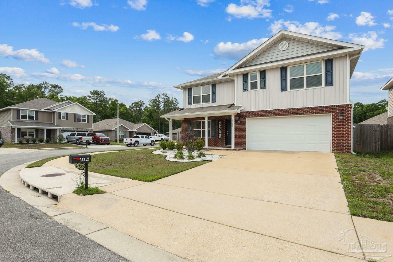 Property Photo: 6396 Churchill Cir FL 32583