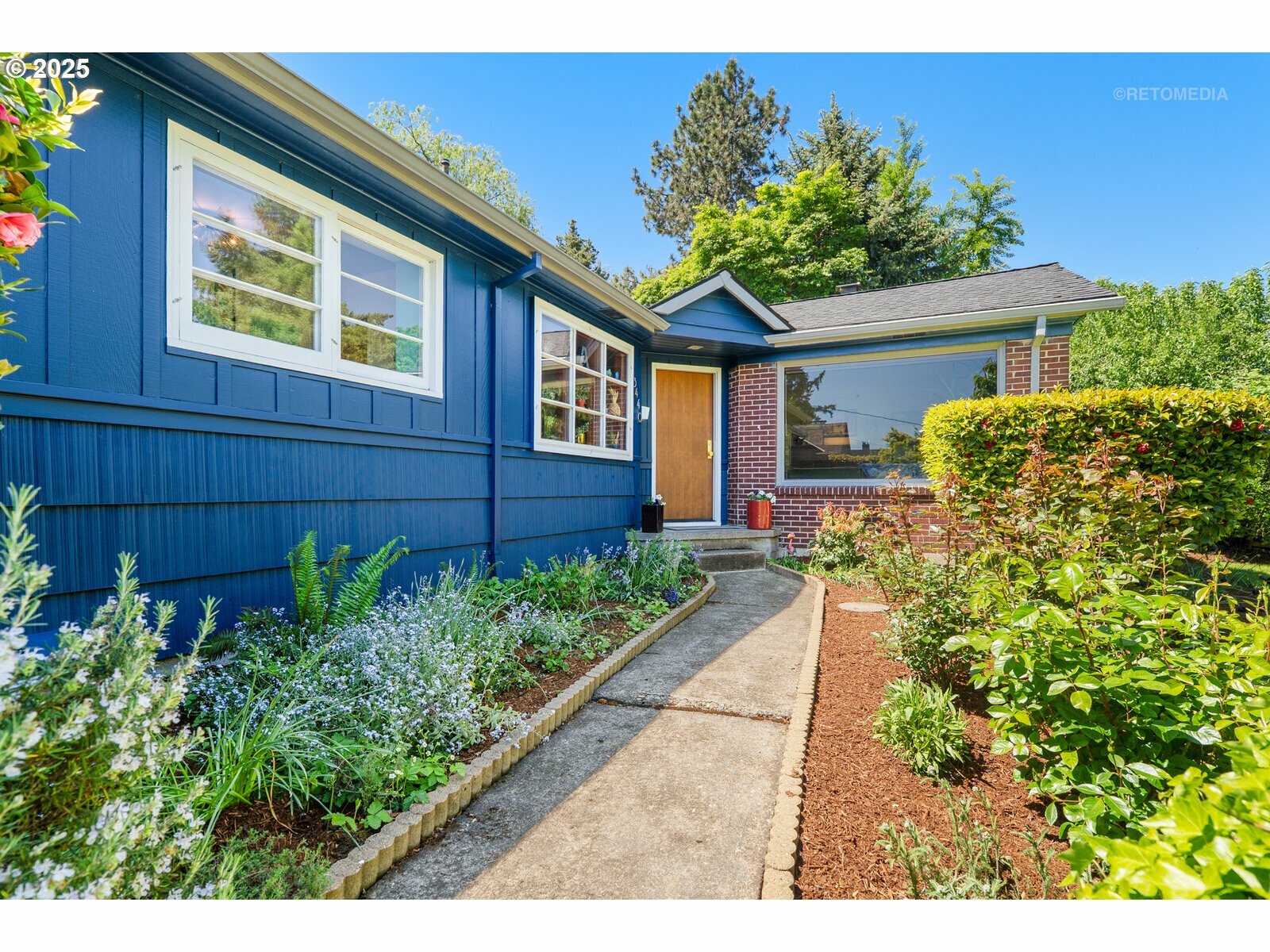 Property Photo: 3440 SW Primrose St OR 97219