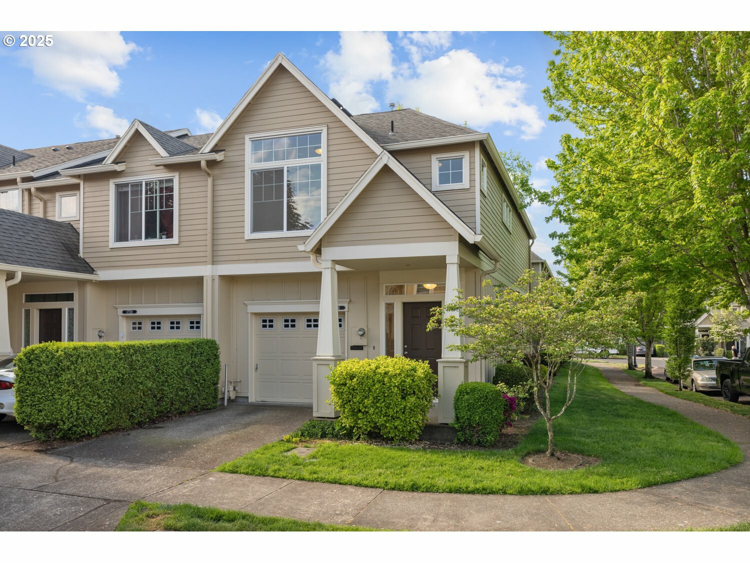 Property Photo: 17246 SW Pleasanton Ln OR 97003