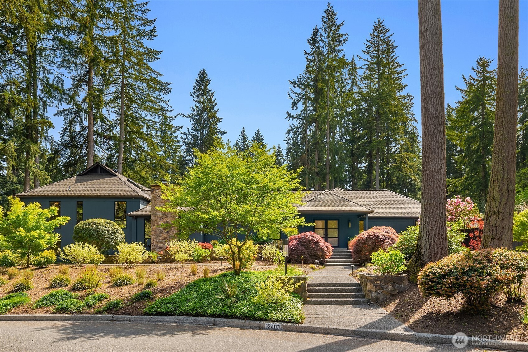 Property Photo: 13403 NE 33rd Lane WA 98005