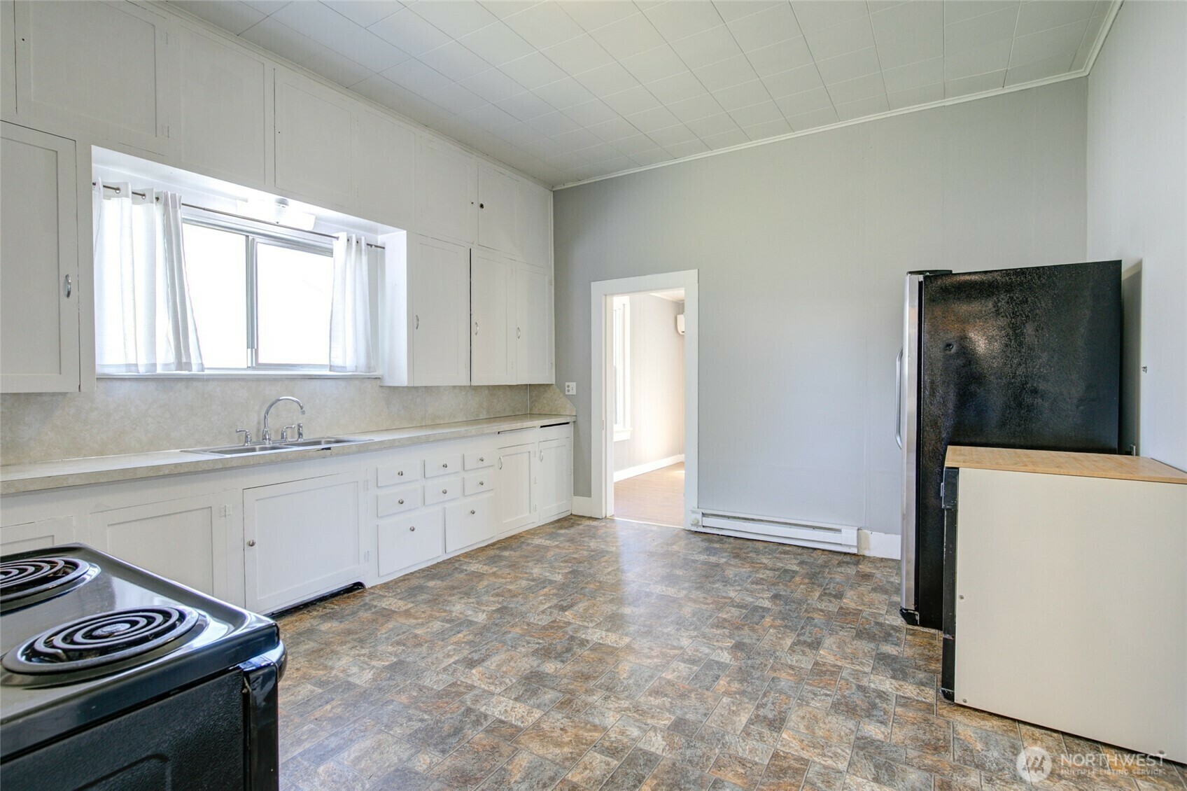 Property Photo: 114 E Anderson Street WA 98541