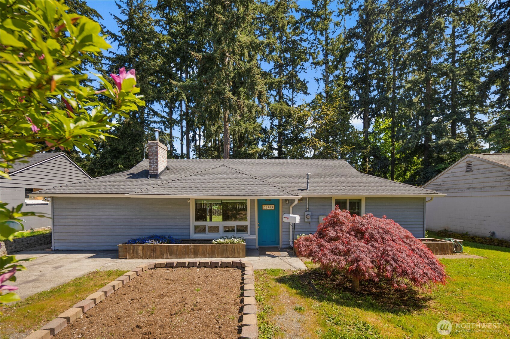 22903  60th Avenue W  Mountlake Terrace WA 98043 photo
