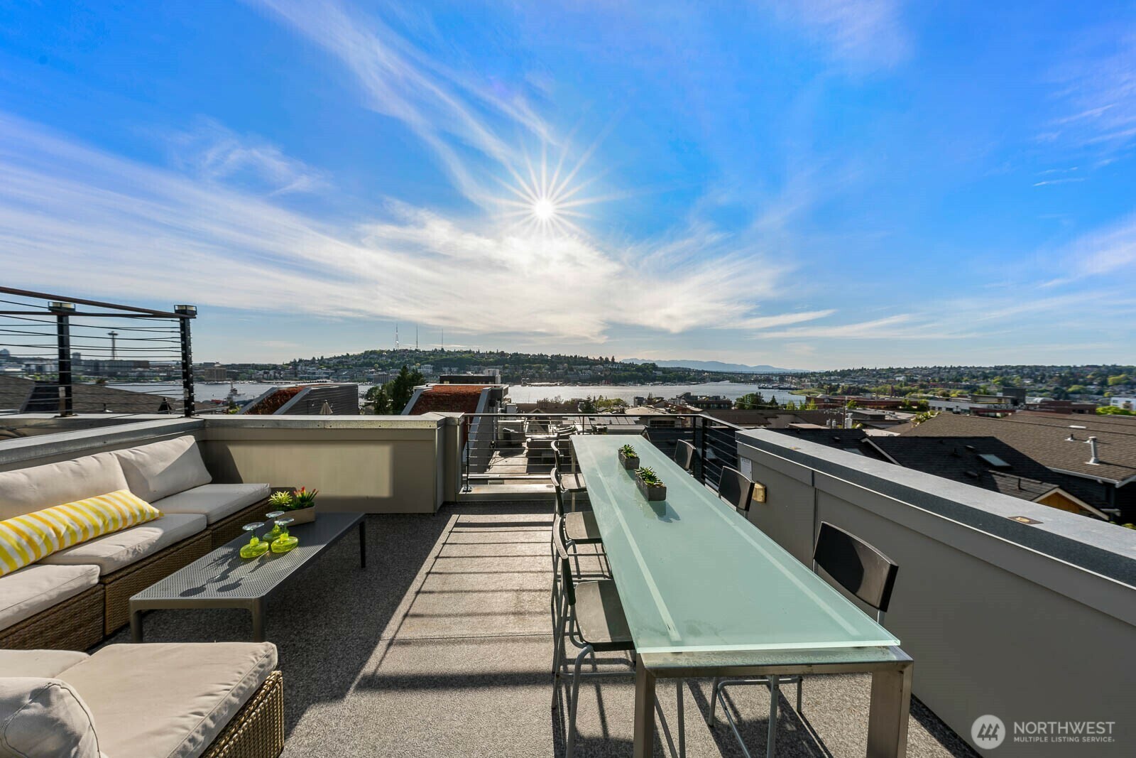Property Photo: 2217 Boylston Avenue E C WA 98102