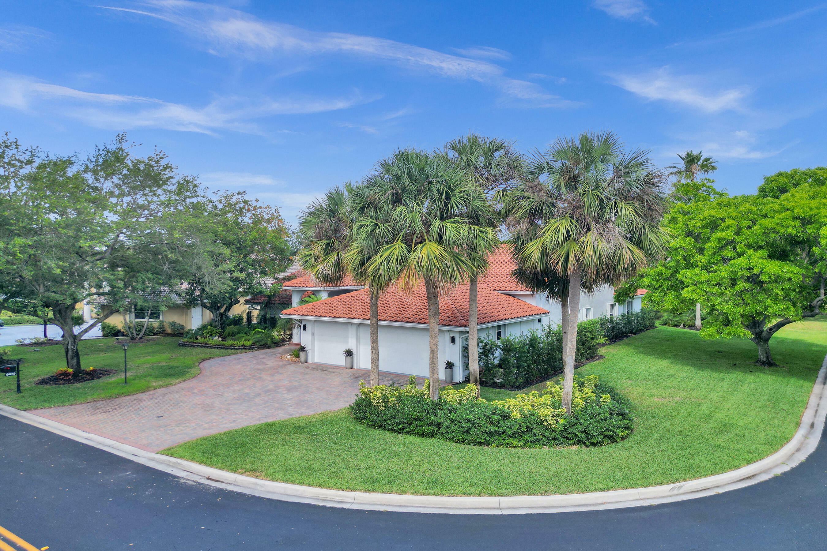 Property Photo: 6475 NW 98th Lane FL 33076