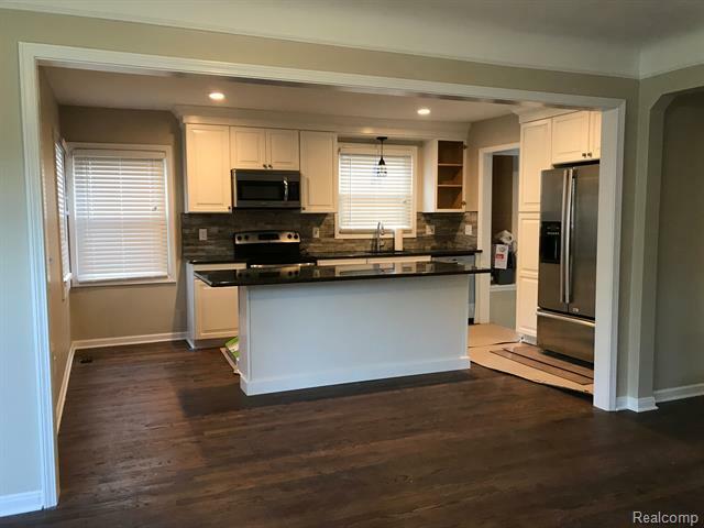 Property Photo: 800 Cambridge Road MI 48072