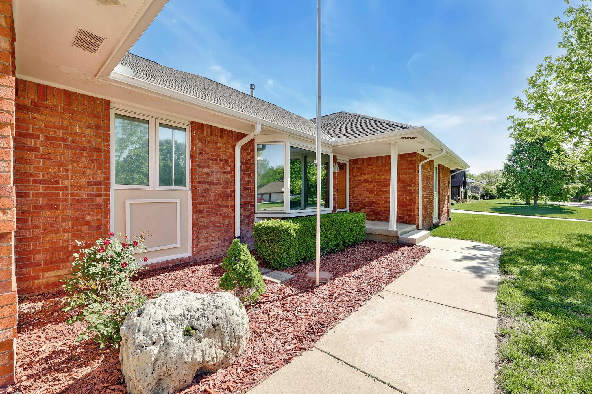 Property Photo: 15000 E Castle Dr KS 67230
