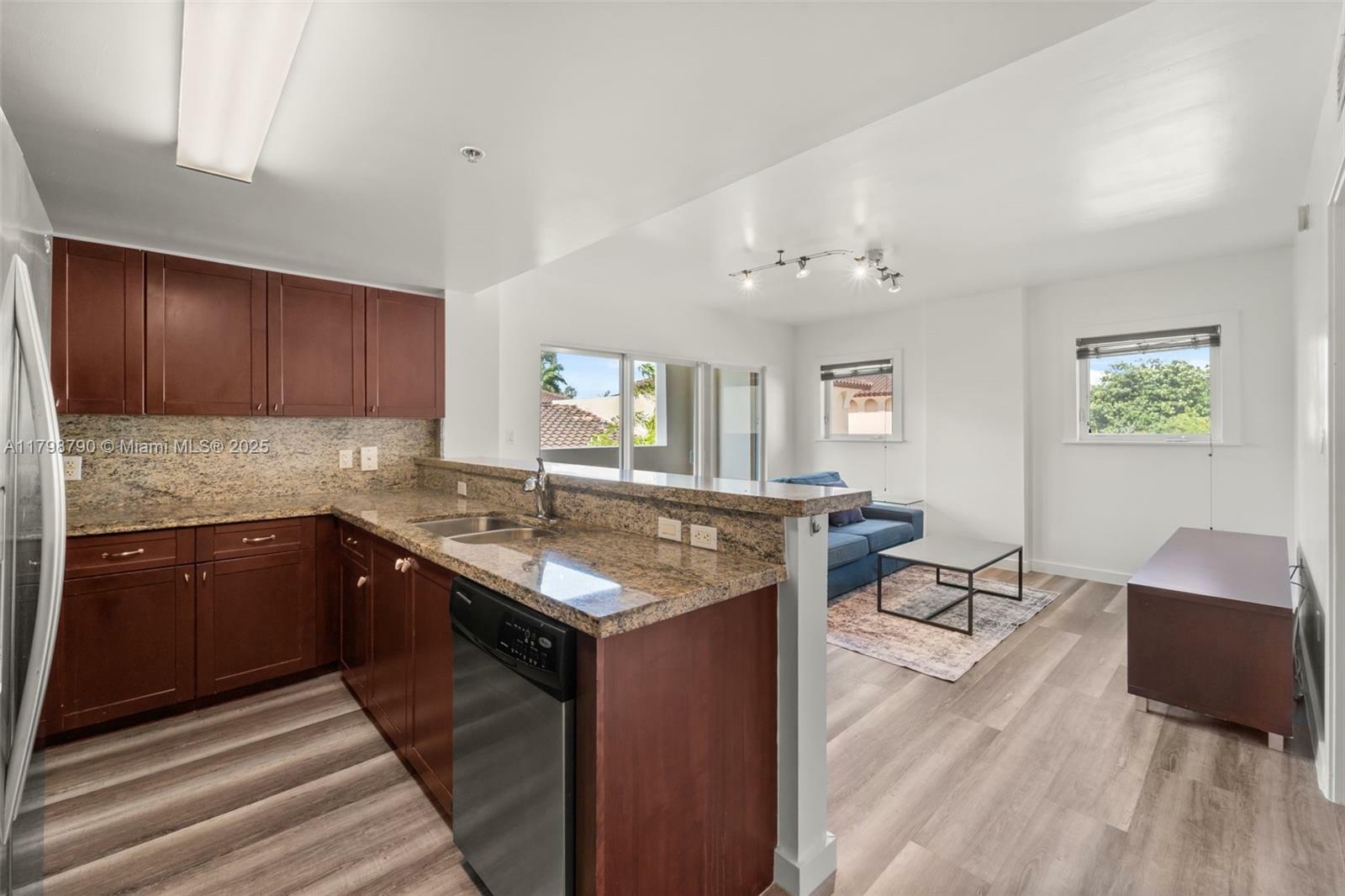Property Photo: 2740 SW 28th Ter 408 FL 33133