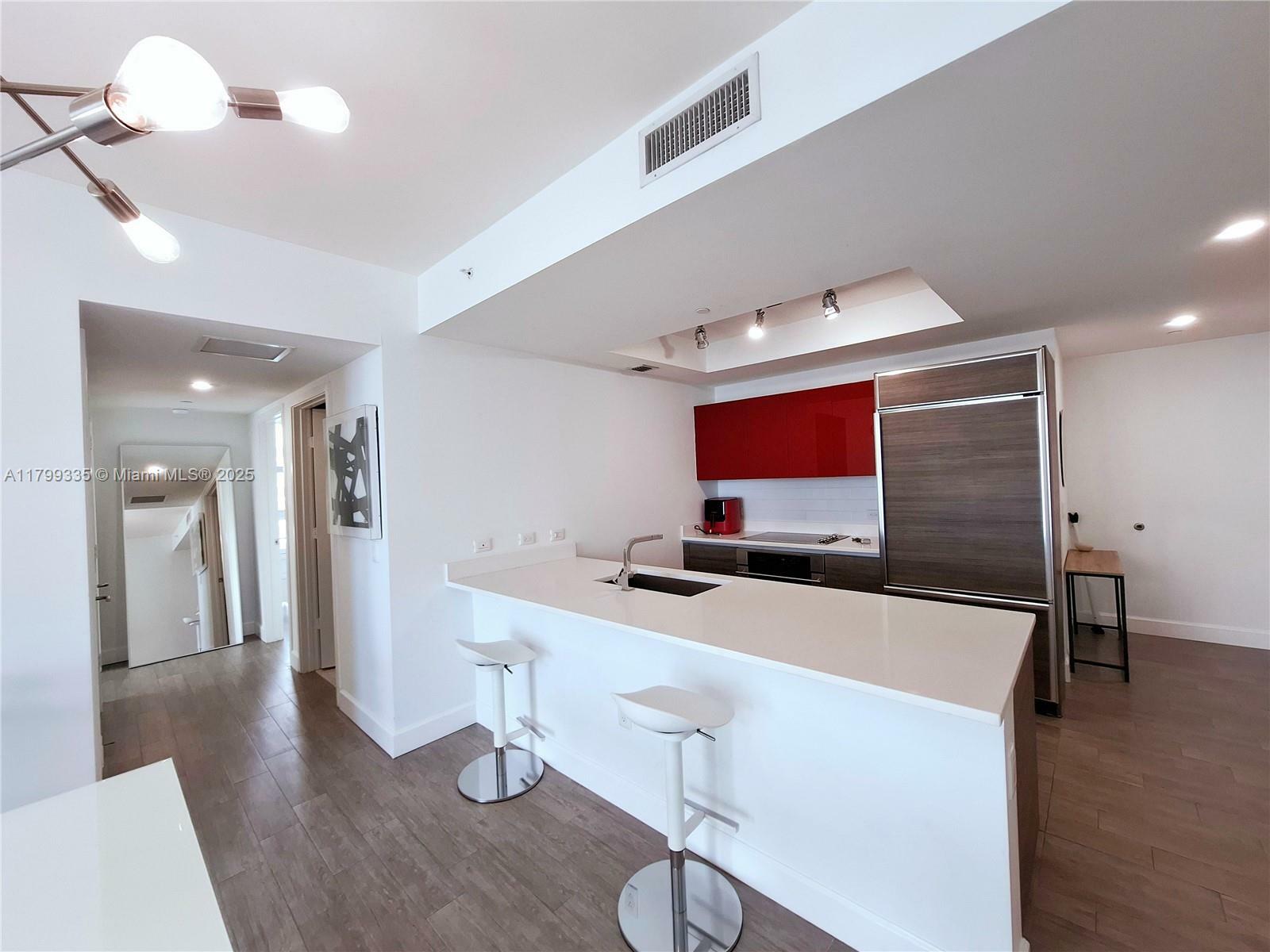Property Photo: 1100 S Miami Ave 3904 FL 33130