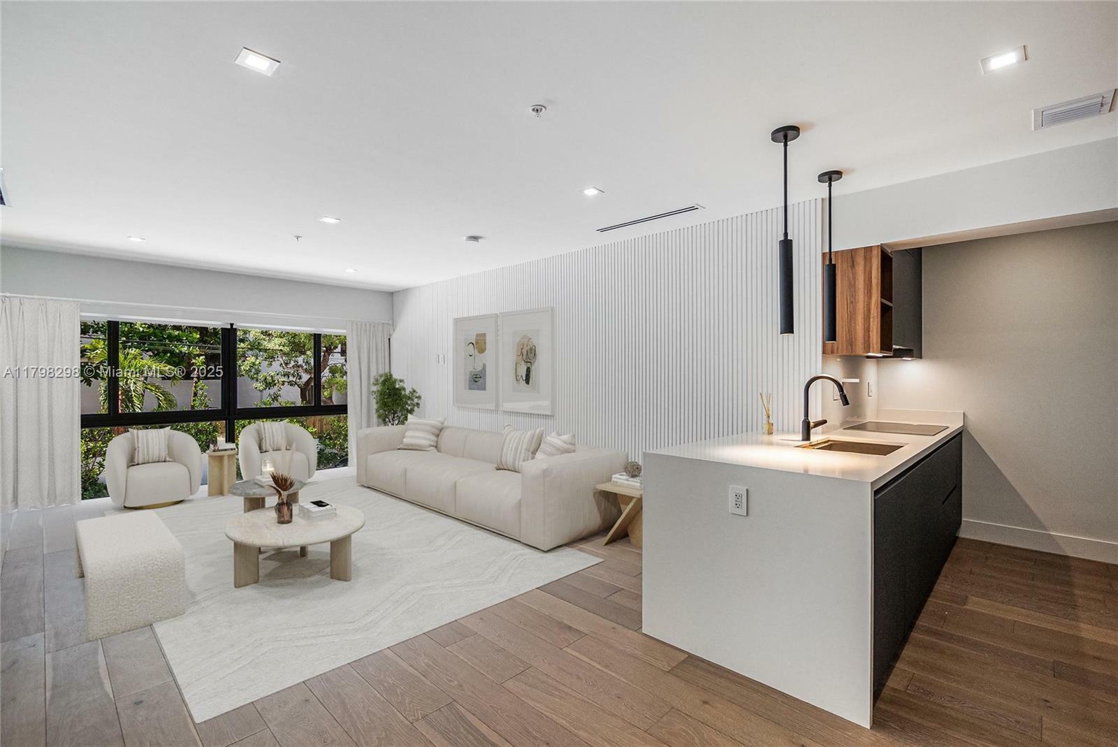 Property Photo: 204 Sunrise Dr 204D FL 33149