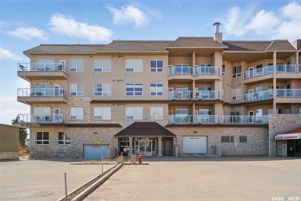 Property Photo: 227 Pinehouse Drive 202 SK S7K 6N9
