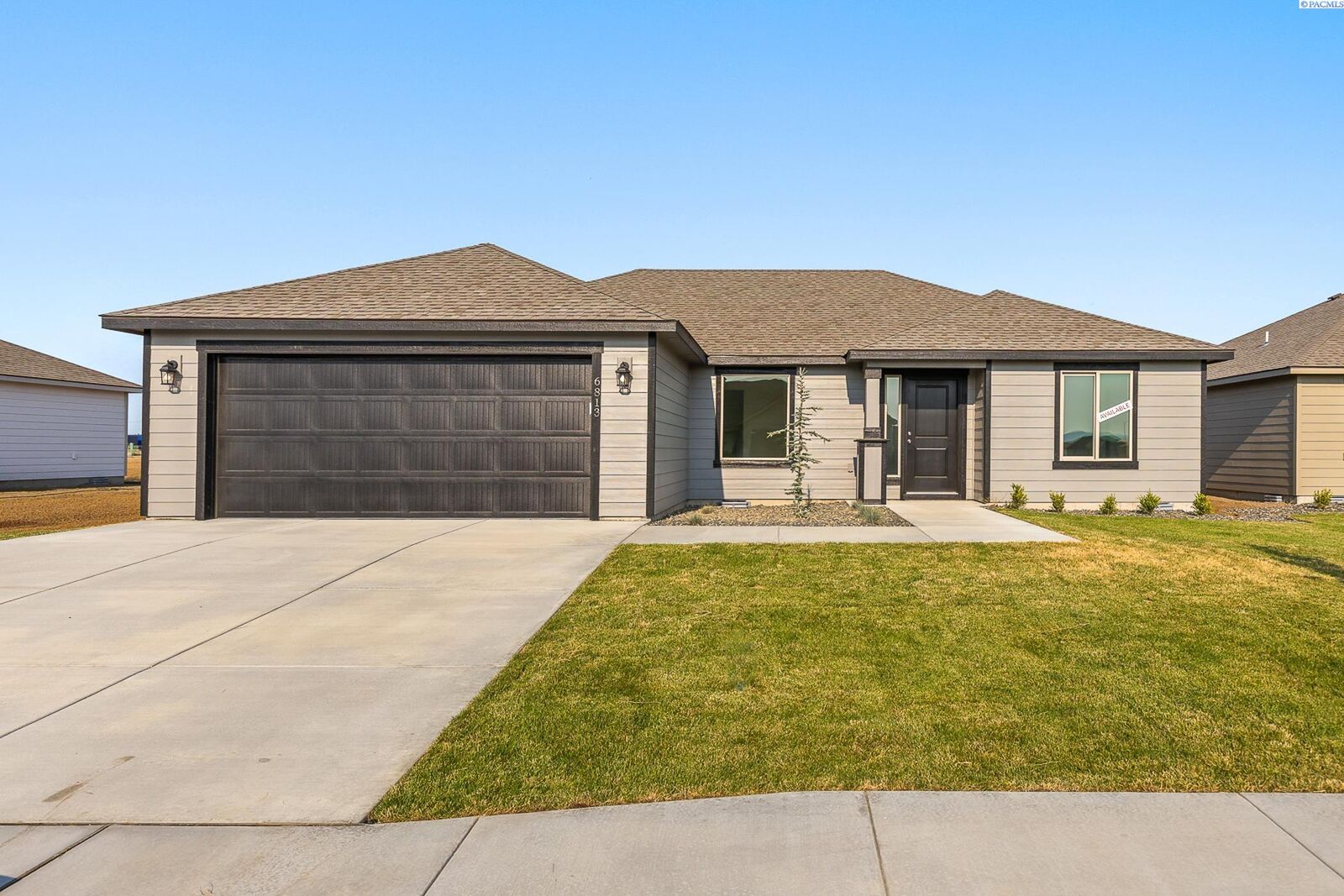 Property Photo:  6813 Brooks Ave  WA 99301 