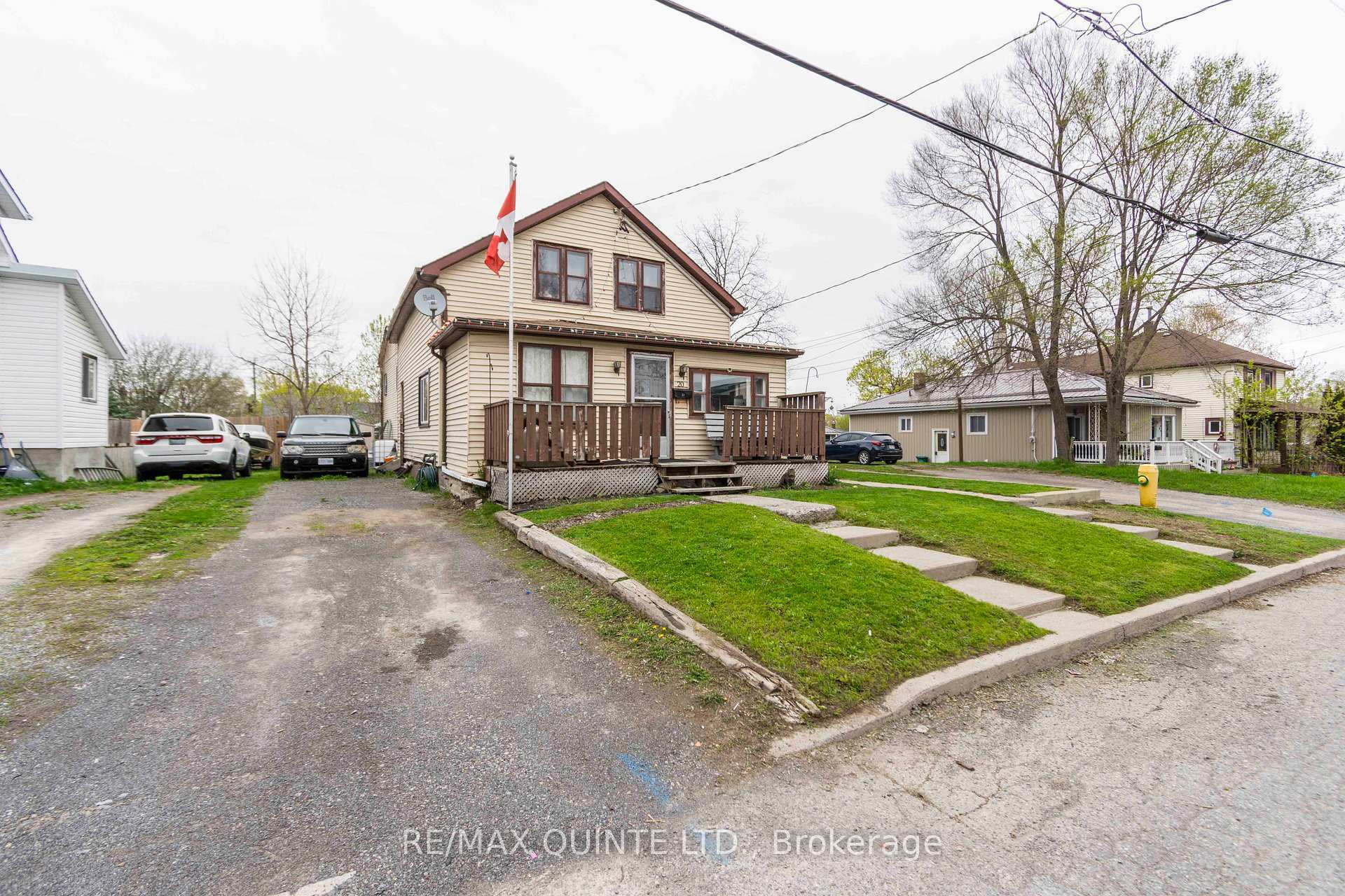 Property Photo: 20 McCann Street ON K8V 1W1