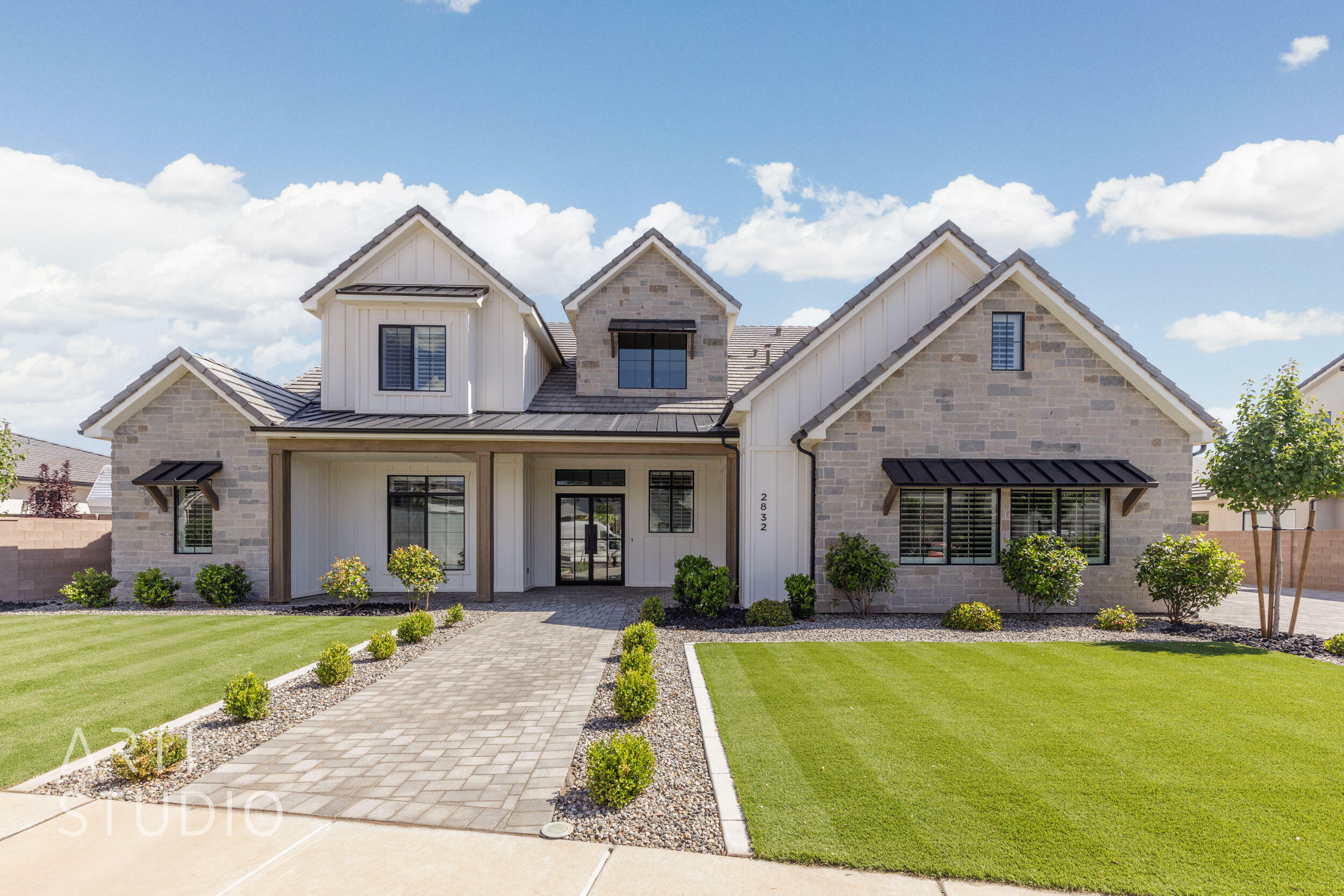 Property Photo: 2832 E Stonedale Dr UT 84790