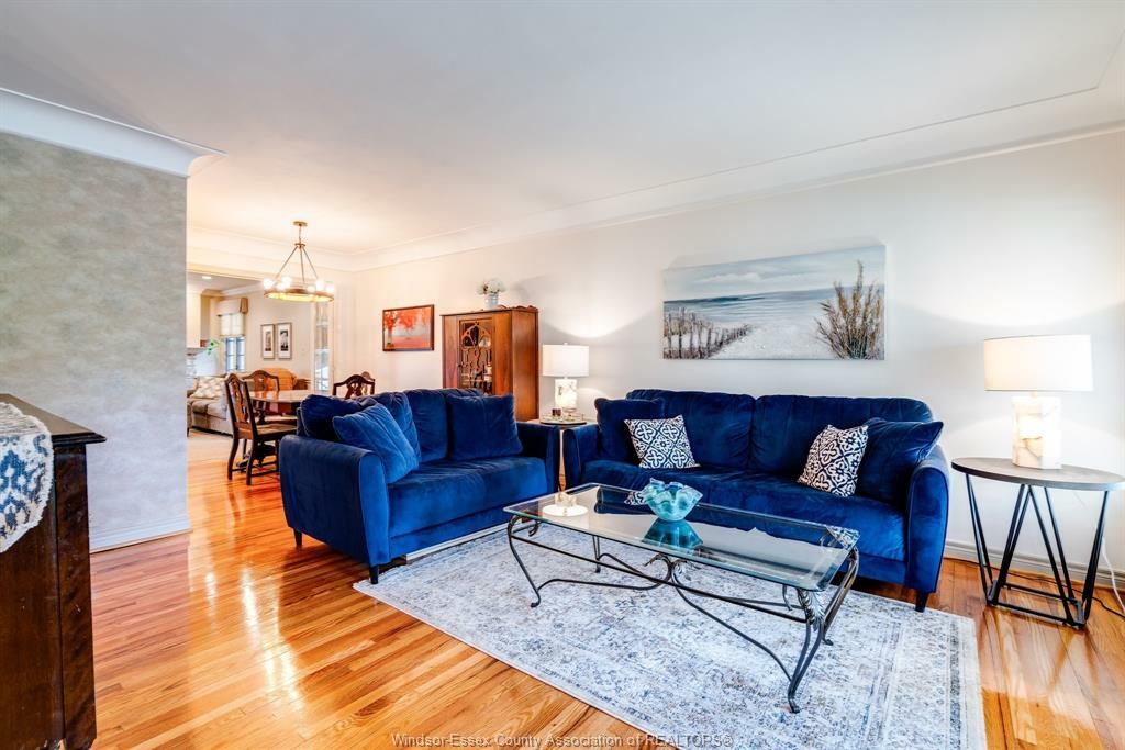Property Photo: 3025 Radisson Avenue ON N9E 1Y4