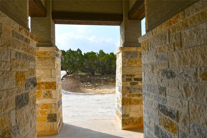 Property Photo: 25012 Montana Creek Crossing TX 78654