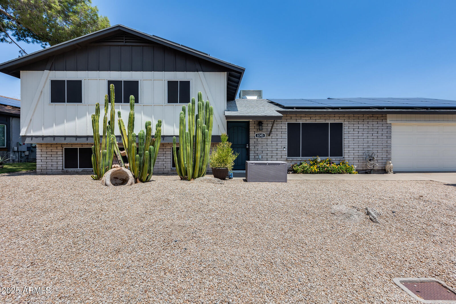 Property Photo: 8345 N 50th Drive AZ 85302