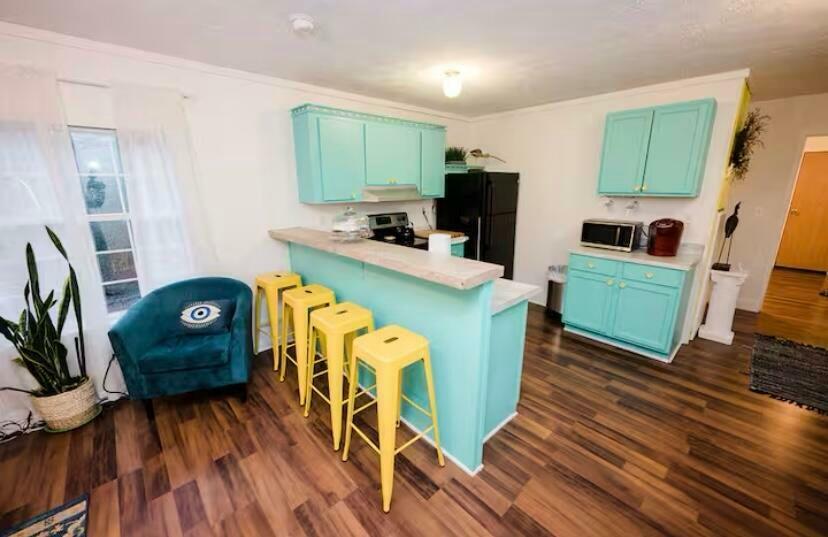 Property Photo: 2984 Runa Road WV 26679