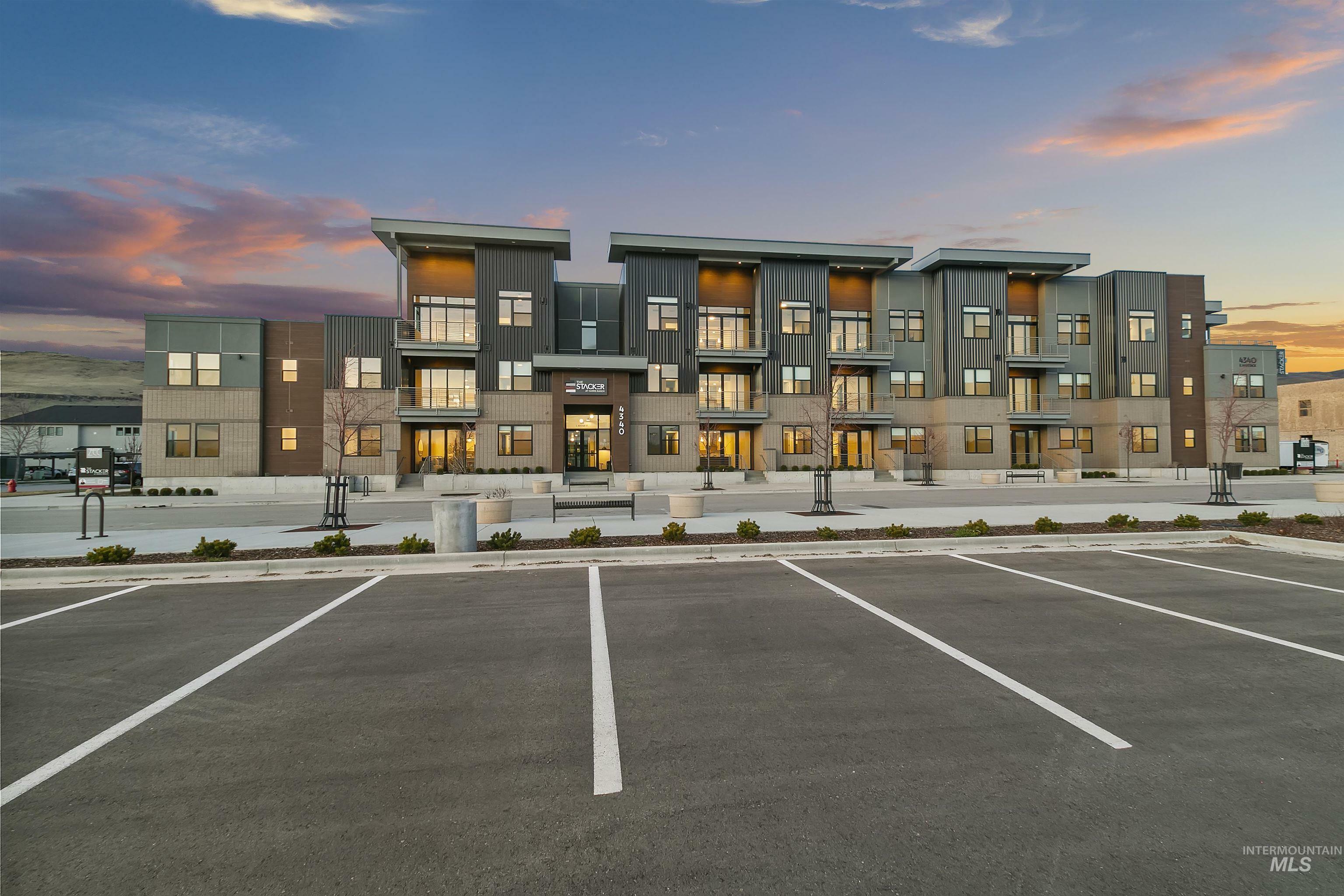 Property Photo: 4340 E Haystack St 202 ID 83716