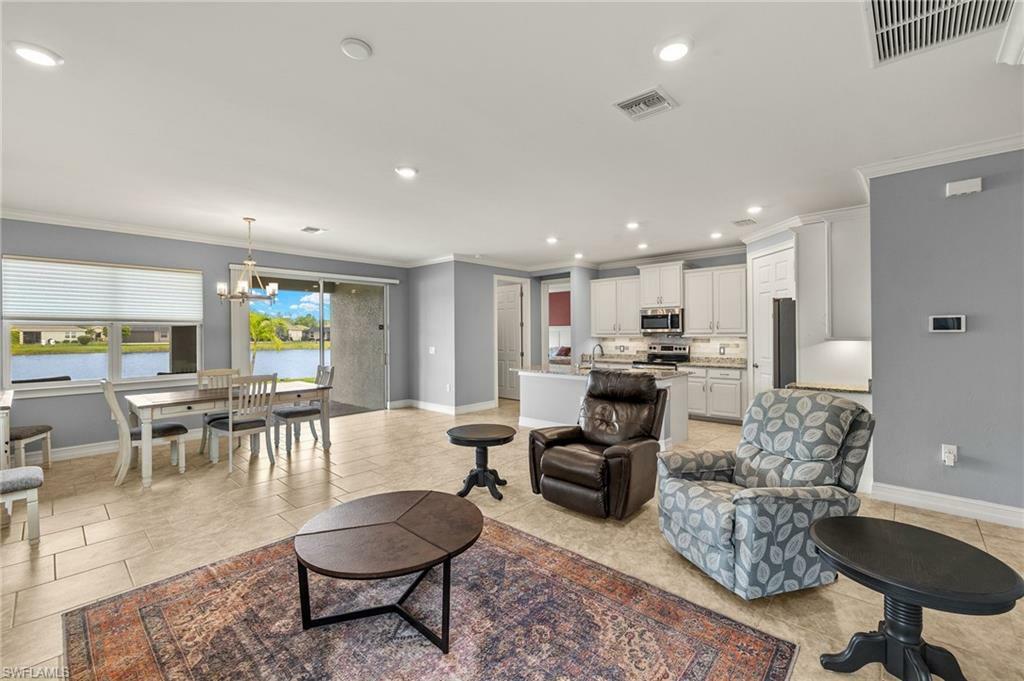 Property Photo: 2483 Cagunas Ct FL 33909