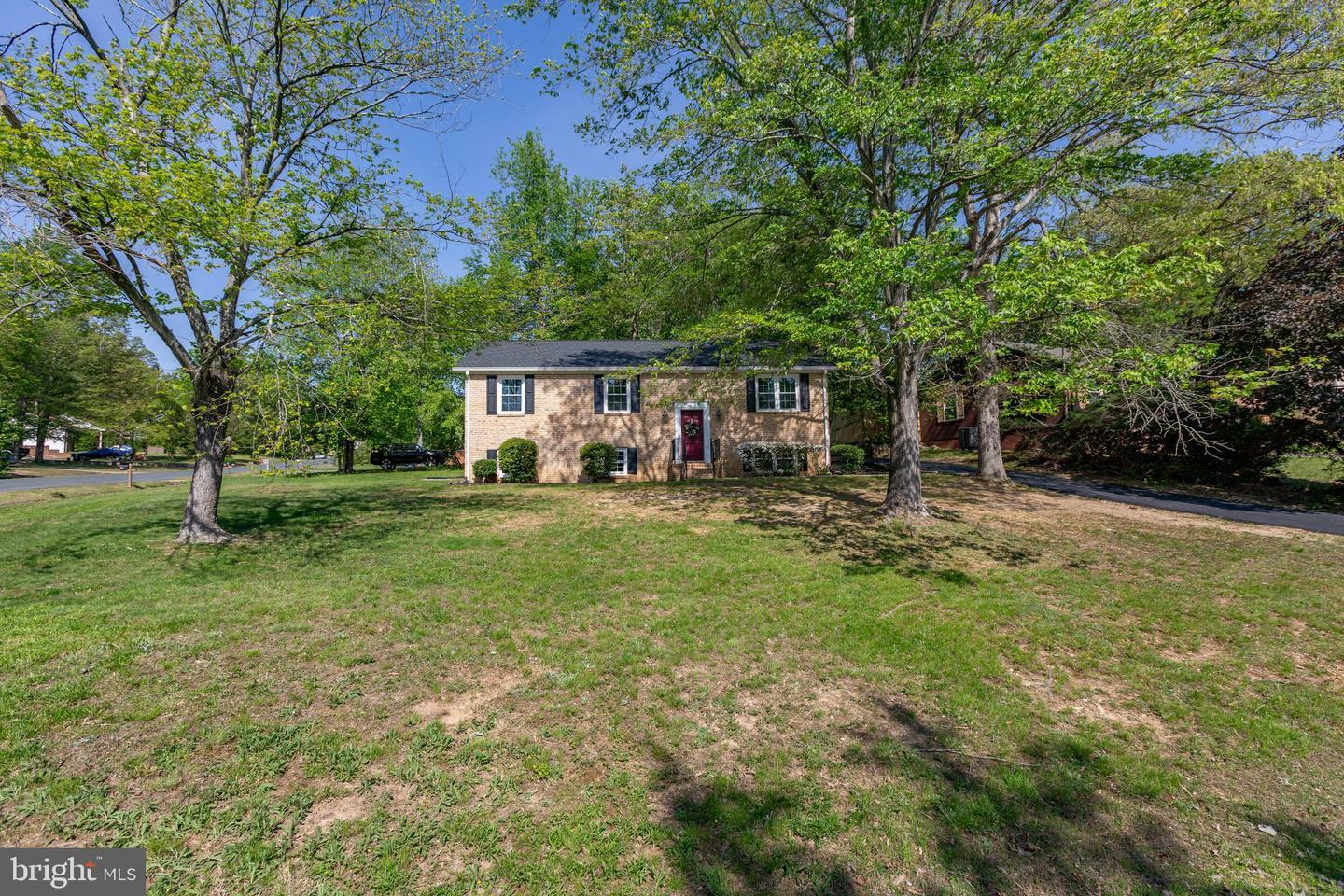 Property Photo:  2008 Stoney Creek Drive  VA 22407 